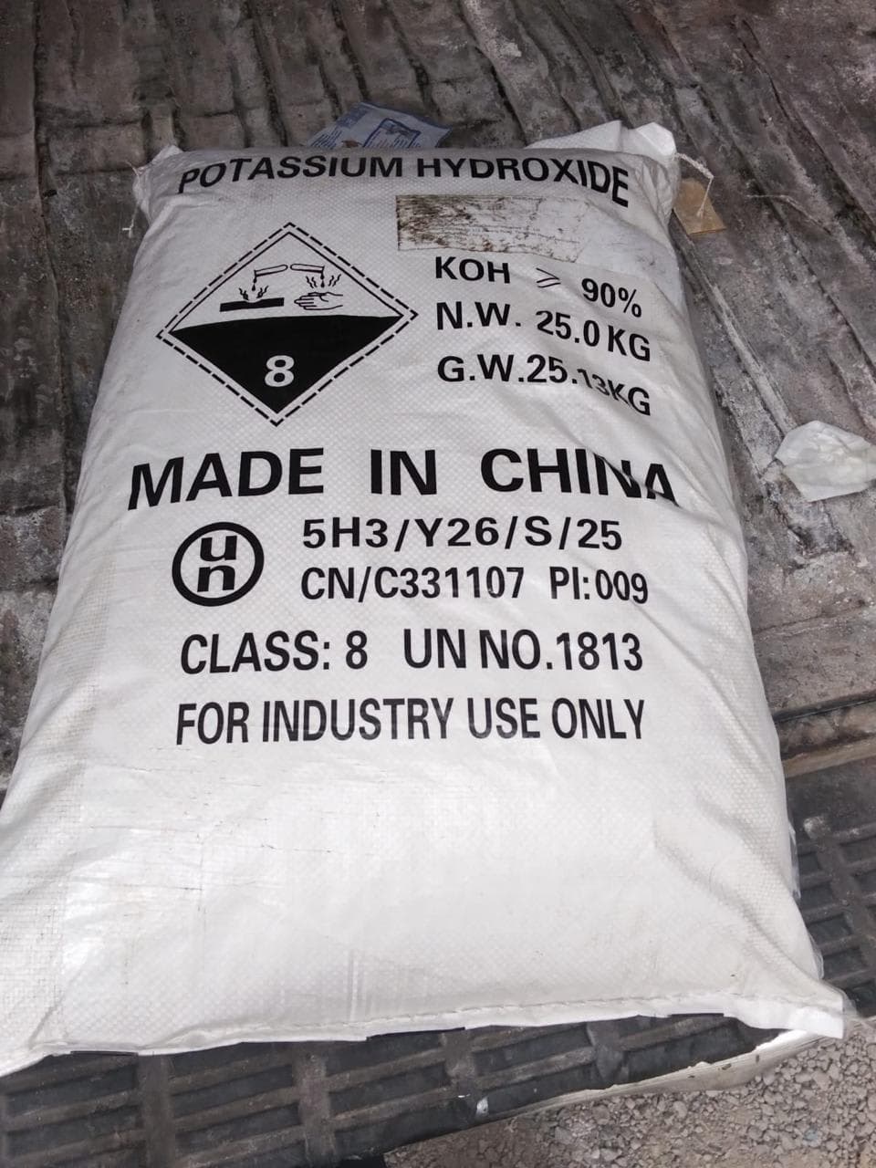 POTASSIUM HYDROXIDE