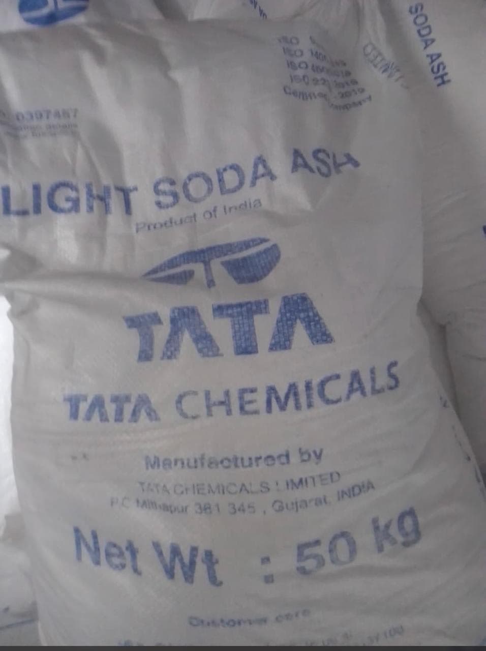 LIGHT SODA ASH